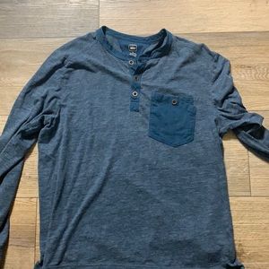 Long sleeved Henley